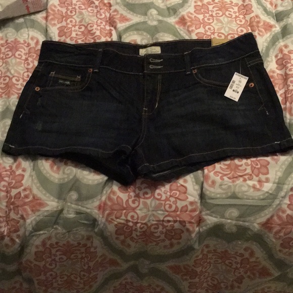 NWT Aeropostale denim shorts. - Picture 1 of 5